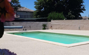 Plage de piscine en Min�ralstar� 8828
