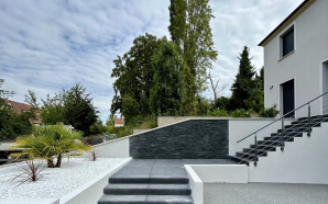 Entre de maison en dallage multiformat, enrob  chaud, Hydrostar, pavage dallage et prparation du terrain20565