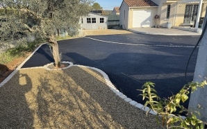 Cour en Alvostar et enrob  chaud21052
