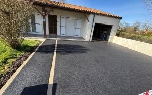 Entre de maison en enrob  chaud21467