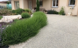 Cour en bton decoratif21884