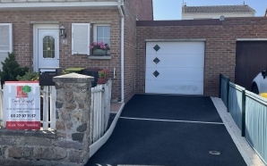 Alle de garage en bordures haute couture, enrob  chaud et Pav la couture22188