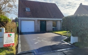 Entre de maison en dallage pavage et enrob  chaud22352
