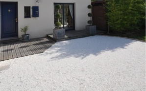 Cour en Alv�ostar�3357