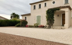 Cour en Alv�ostar� et Pav� la couture�11255