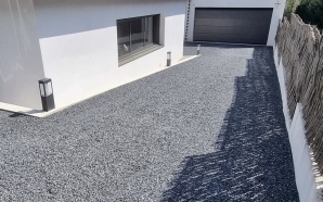 All�e de garage en Alv�ostar�12601