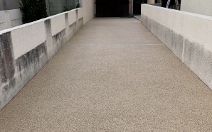 All�e de garage en Hydrostar�14258