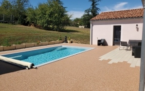 Plage de piscine en Boib et Hydrostar18281