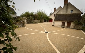 Cour en b�ton decoratif19717