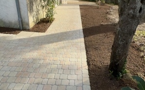 All�e pi�tonne en pavage dallage20746