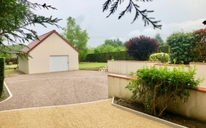 All�e de garage en Alv�ostar� 7444