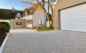 Cour en Alv�ostar� 7456