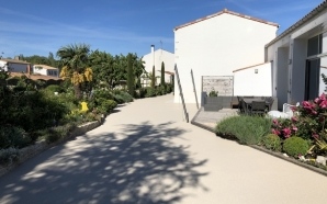 Chemin en b�ton poreux7667