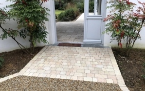 Entr�e de maison en Alv�ostar� et Pavage7668