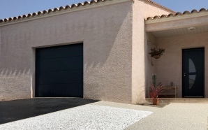Entr�e de maison en Hydrostar et enrob� � chaud9526