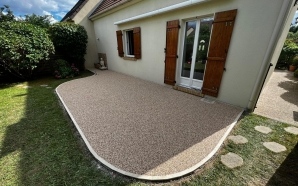 Terrasse en Hydrostar dune avec bordurette de marbre  Gonesse13521