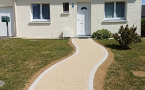 Allée piétonne en Minéralstar ® et Pavé la couture®14882