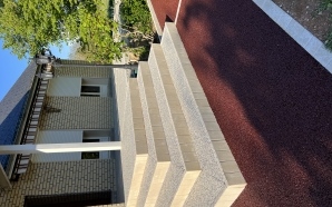 Terrasse en Hydrostar�, Pav� la couture� et Stardraine�21600