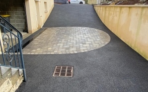 All�e de garage en dallage multiformat et enrob� � chaud22965