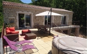 Terrasse en DM Green8426