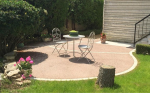 Terrasse en bton dsactiv et pav La Couture3023