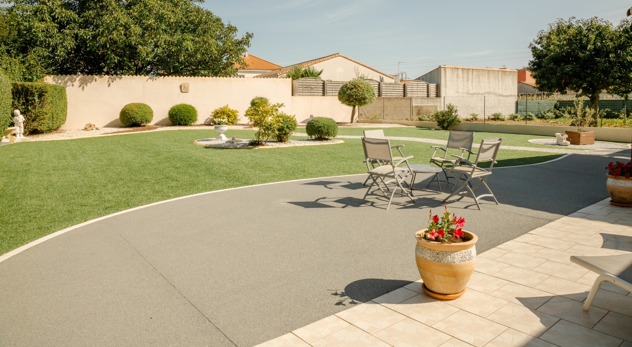 Dalle de jardin ronde béton désactivé diamètre 80 cm