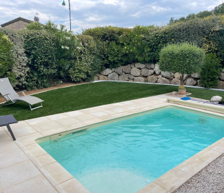 Plage de piscine