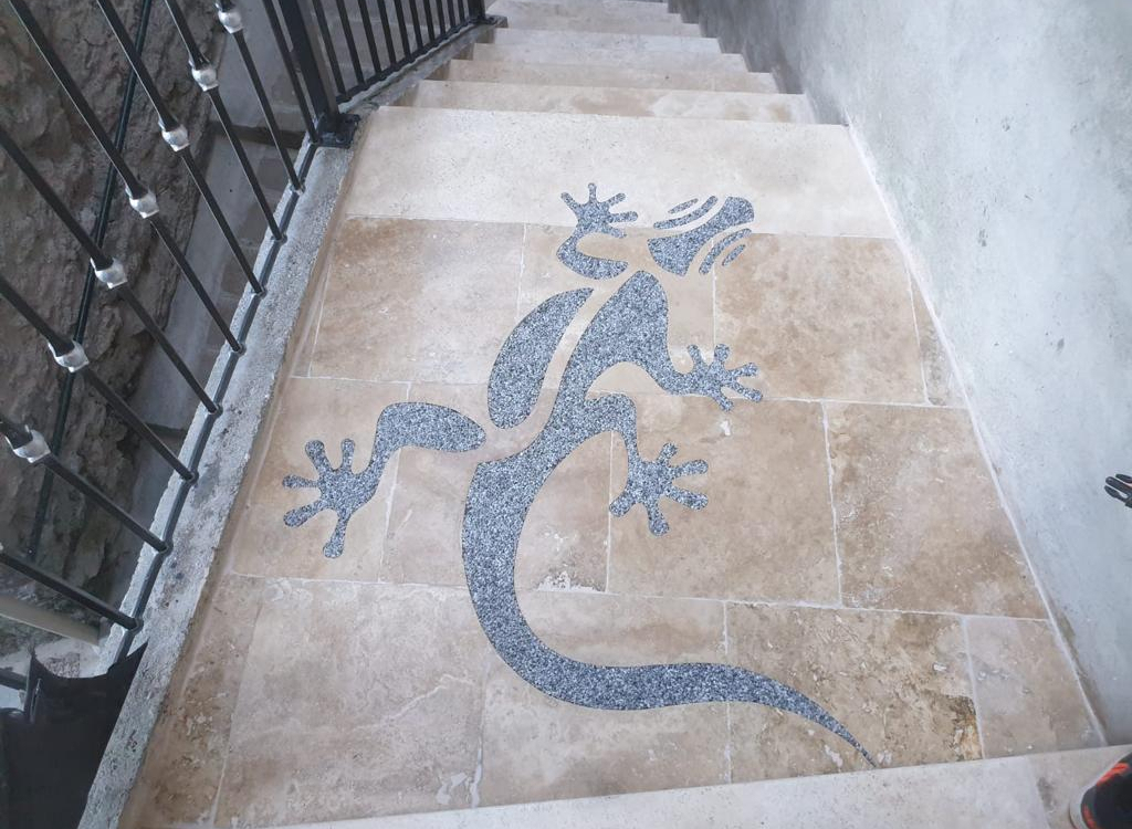 Motifs en Hydrostar