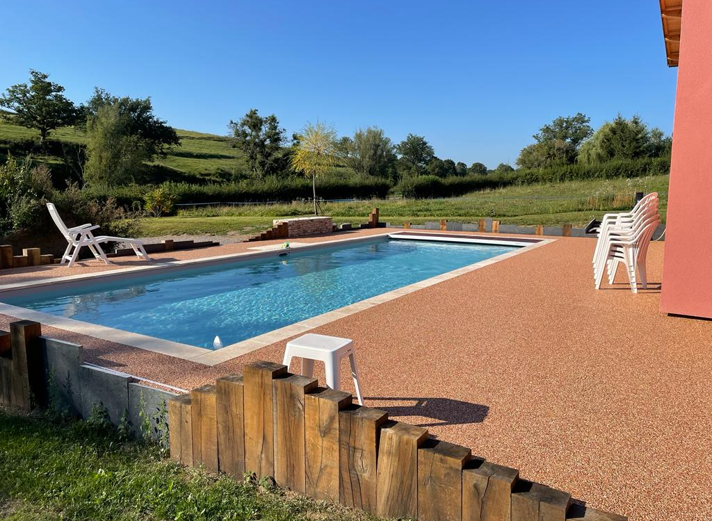 Plage de piscine en Hydrostar