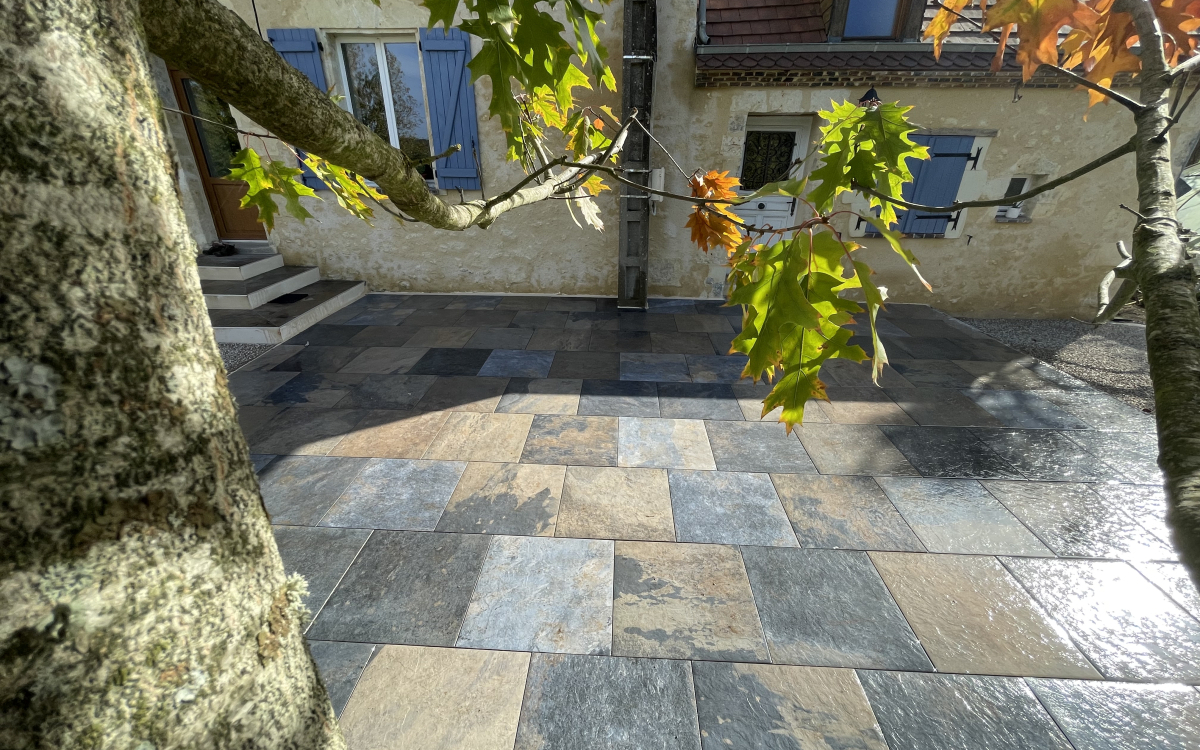 Terrasse en grs crame