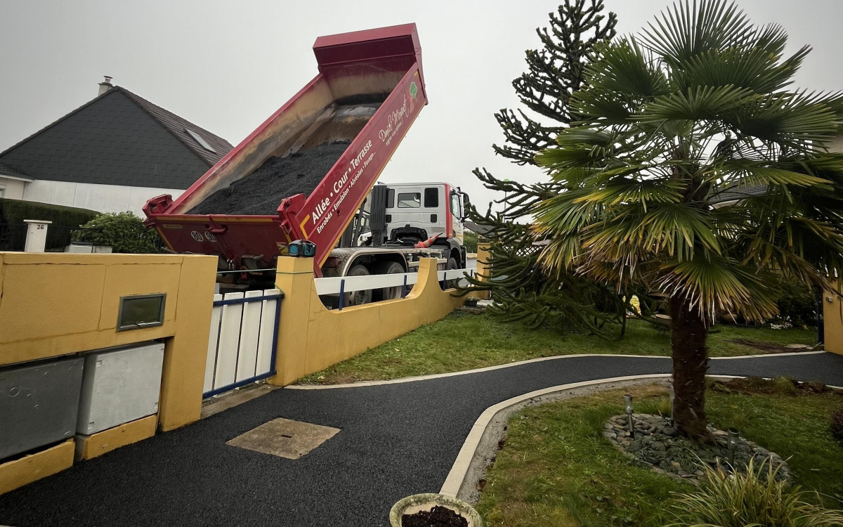 All�e pi�tonne en enrob�