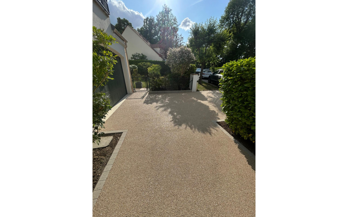 All�e de garage en Hydrostar� et Pav� la couture�