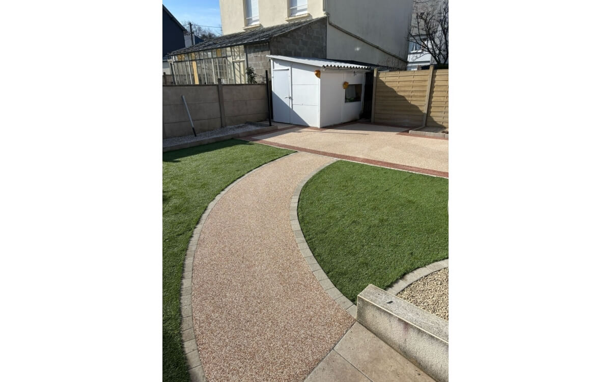 All�e de jardin en Dm green� et Hydrostar� Dune