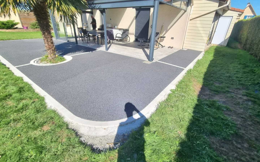 Terrasse en Minralstar  et Pav la couture