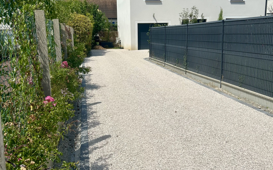 Alle de garage en Alvostar et Pav la couture