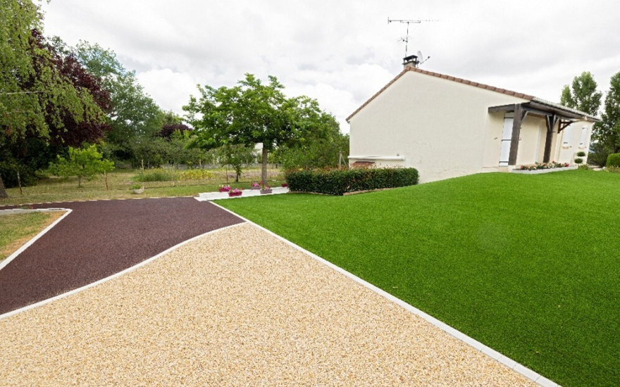 All�e de garage en Alv�ostar� Beige ,  Stardraine� Rouge ,  Cour en Dm green 