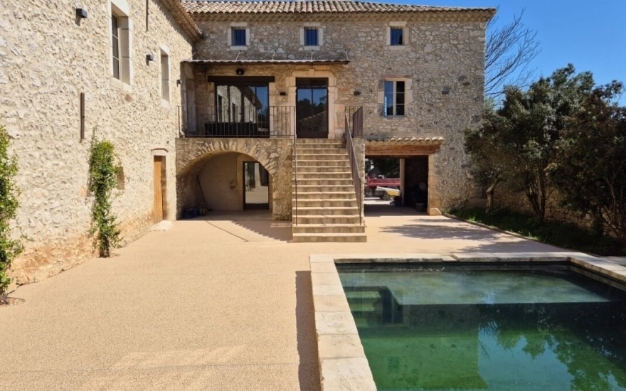 Plage de piscine en Hydrostar�