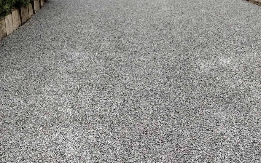 All�e de garage en Alv�ostar�