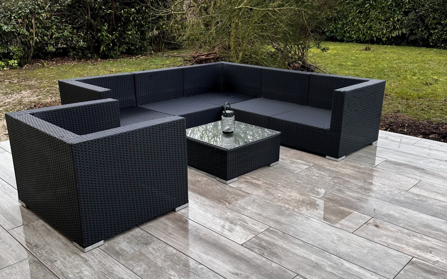 Terrasse en dallage sur plots et gr�s c�rame