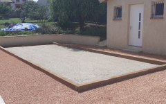 Cour en Alv�ostar� avec Terrain de P�tanque