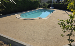 Plage de piscine en Minralstar 