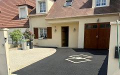 Alle de garage en Alvostar, enrob  chaud et Pav la couture